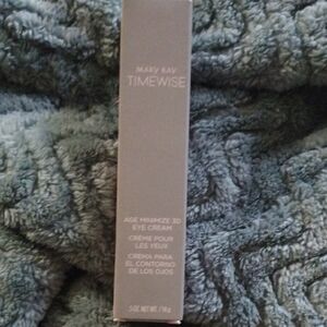 Mary Kay Timewise Age Minimize 3D Eye Cream